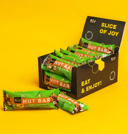 Ореховый батончик "NUT BAR" с ирисо-сливочным вкусом с фундуком 40г